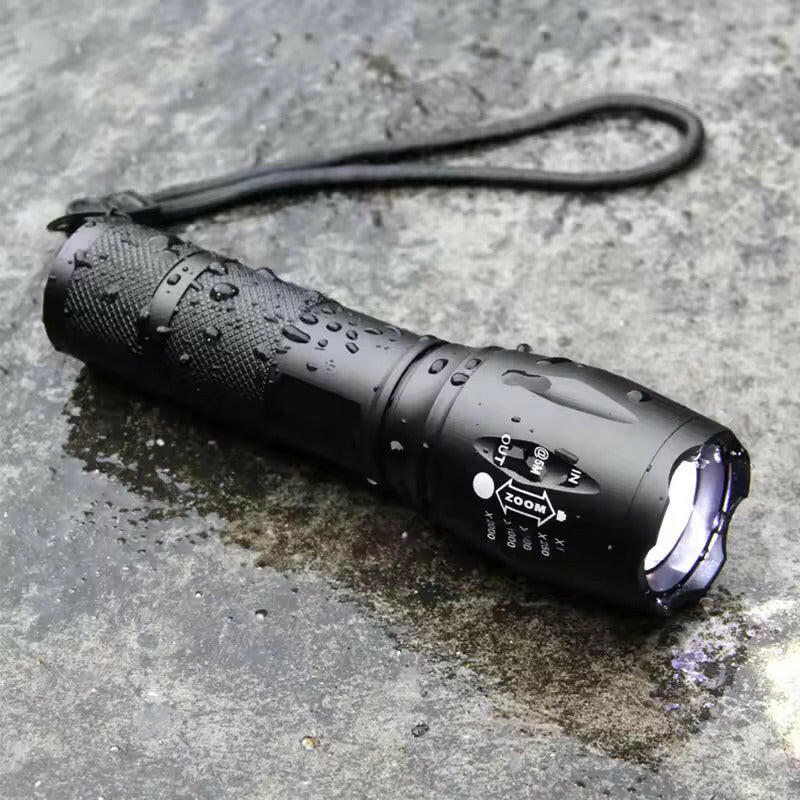 ZK30 Portable Powerful LED Lamp T6 Flashlight Linterna Torch Uses 18650 Chargeable Battery Outdoor Camping Tactics Flash Light.